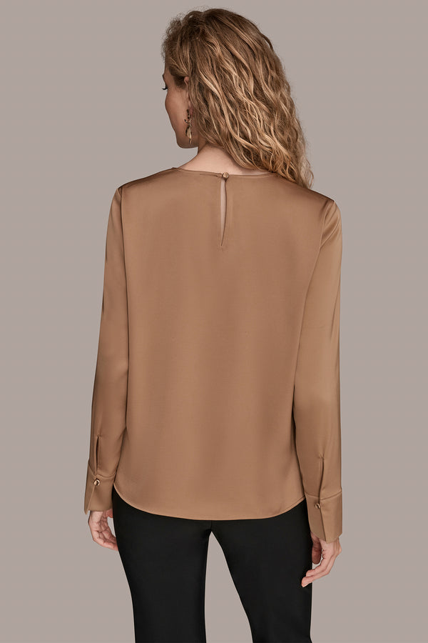 Donna Karan LONG SLEEVE WITH KEYHOLE HARDWARE Fawn