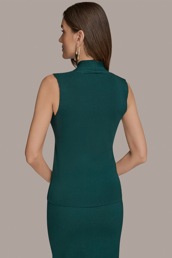 Donna Karan SLEEVELESS V-NECK SWEATER HUDSON