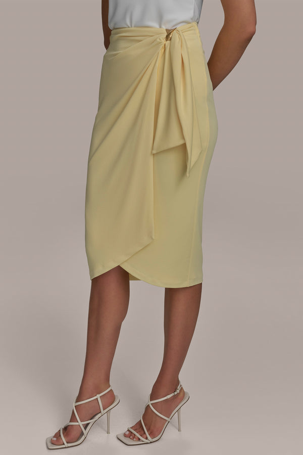 Donna Karan GATHERED WAIST WITH HARDWARE SKIRT PANNA COTTA