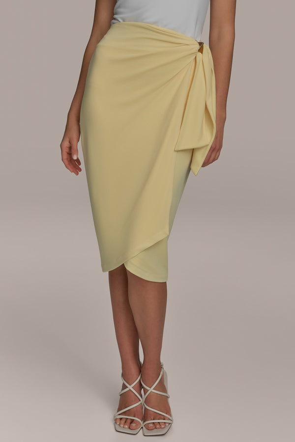donna karan GATHERED WAIST WITH HARDWARE SKIRT PANNA COTTA