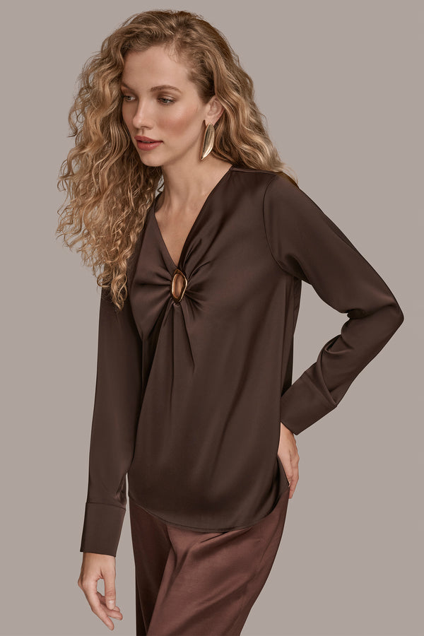 Donna Karan LONG SLEEVE WITH KEYHOLE HARDWARE CHOCOLATE PLUM