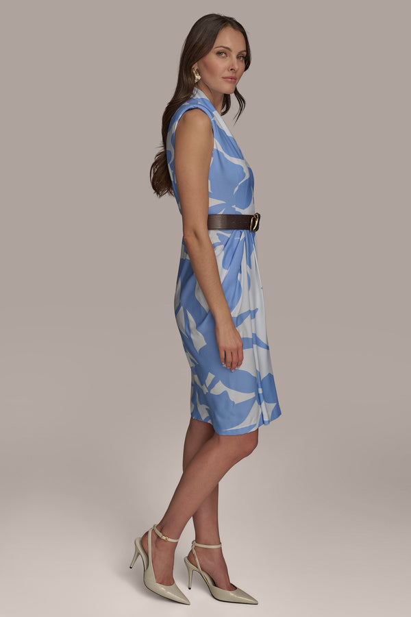 Donna Karan V NECK SHEATH WITH SLIT AND BELT CIELO/CREAM