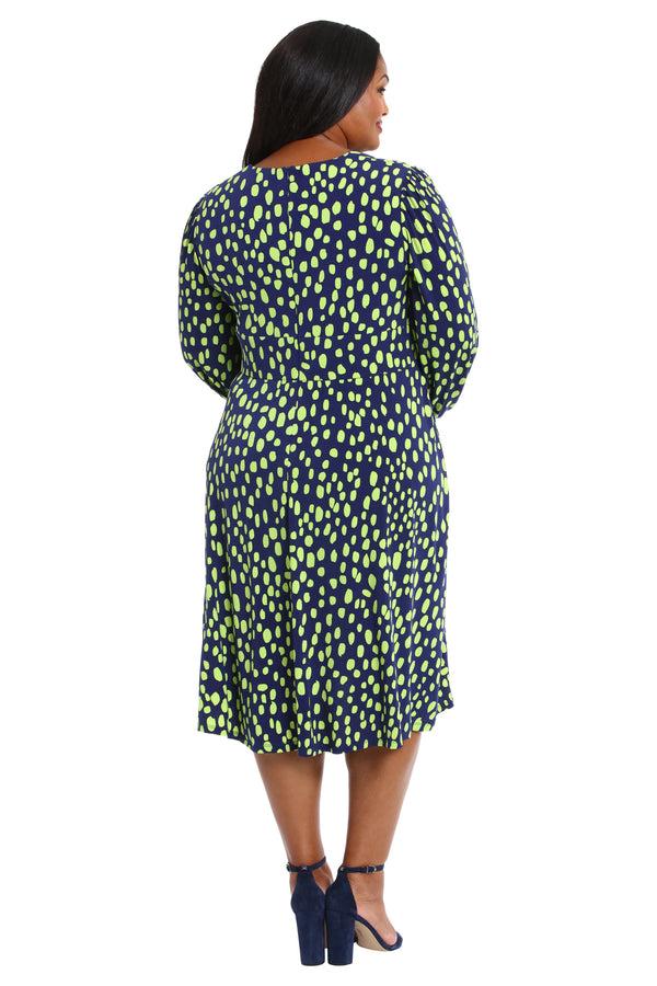 Donna Morgan Bishop Sleeve Ruched Midi Dress