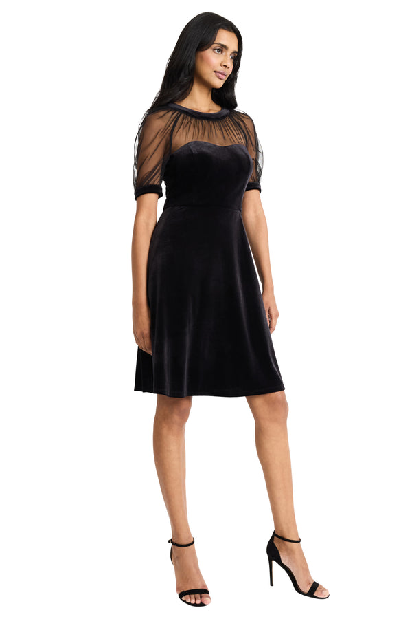 Donna Morgan Lyra Illusion In Velvet