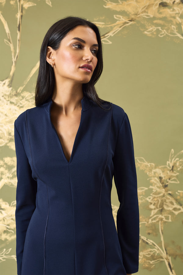 Donna Morgan MIDI DRESS WITH SLIT AND V-NKLINE