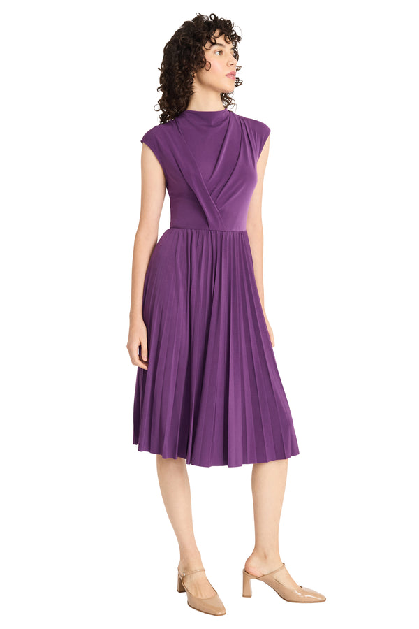 Donna Morgan PLEATED MIDI DRESS W/ DRAPED BODICE