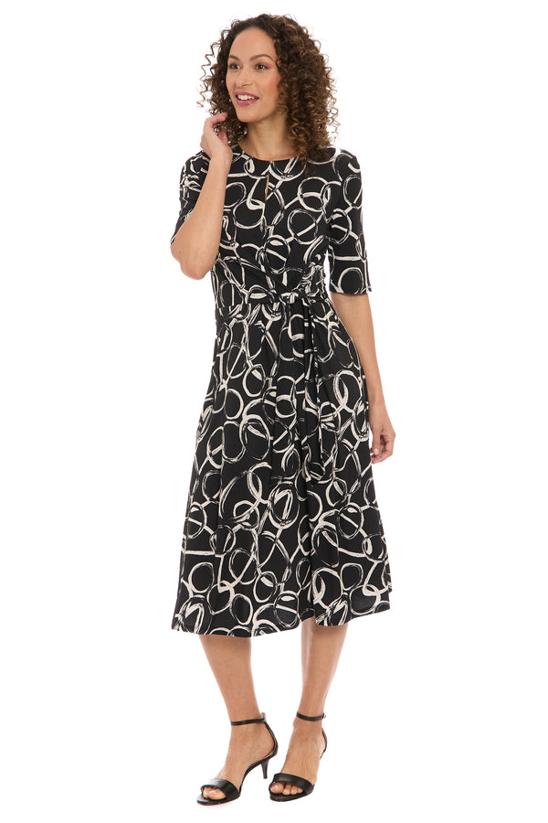 Donna Morgan Revel In Graphic Strings