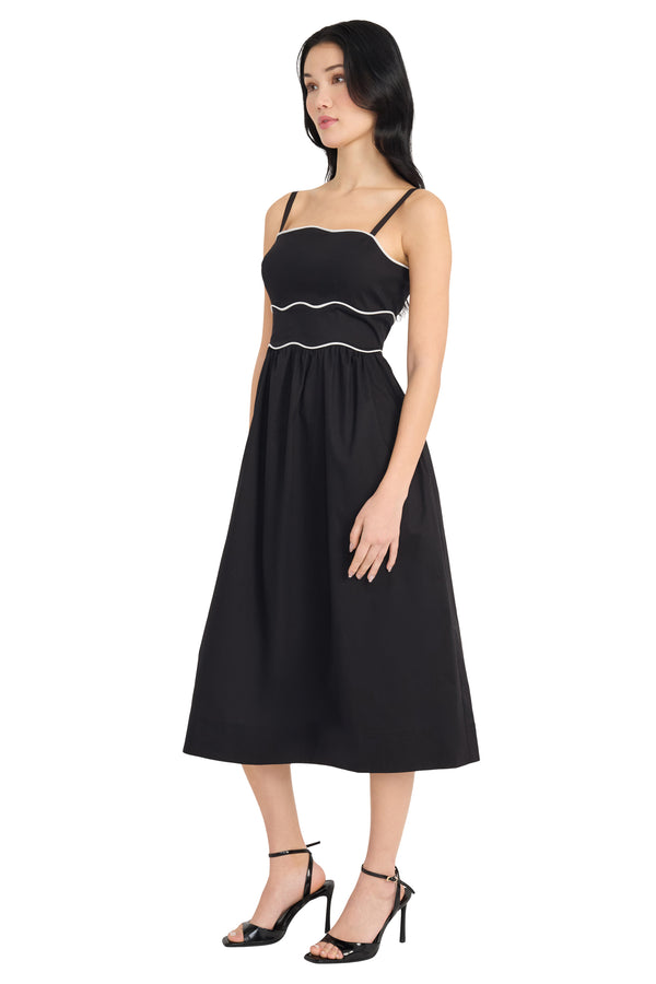 Donna Morgan Selina In Solid