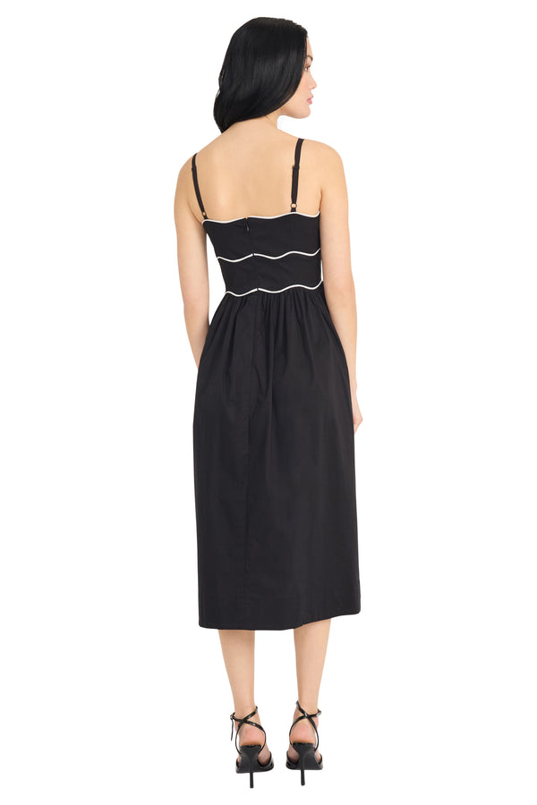 Donna Morgan Selina In Solid