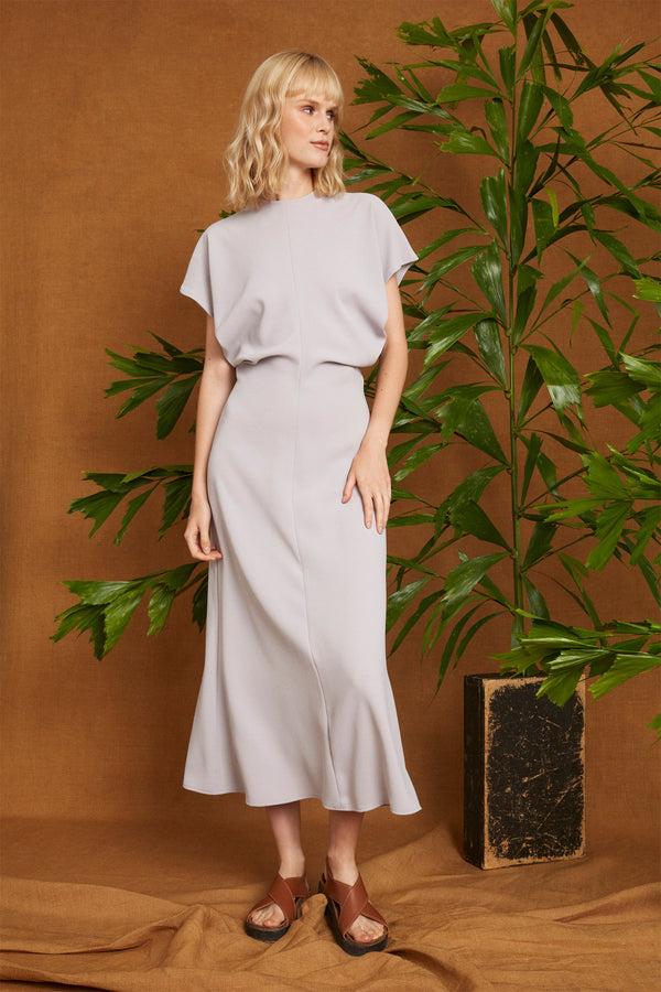 Donna Morgan SHORT SLEEVED FIT & FLARE MAXI