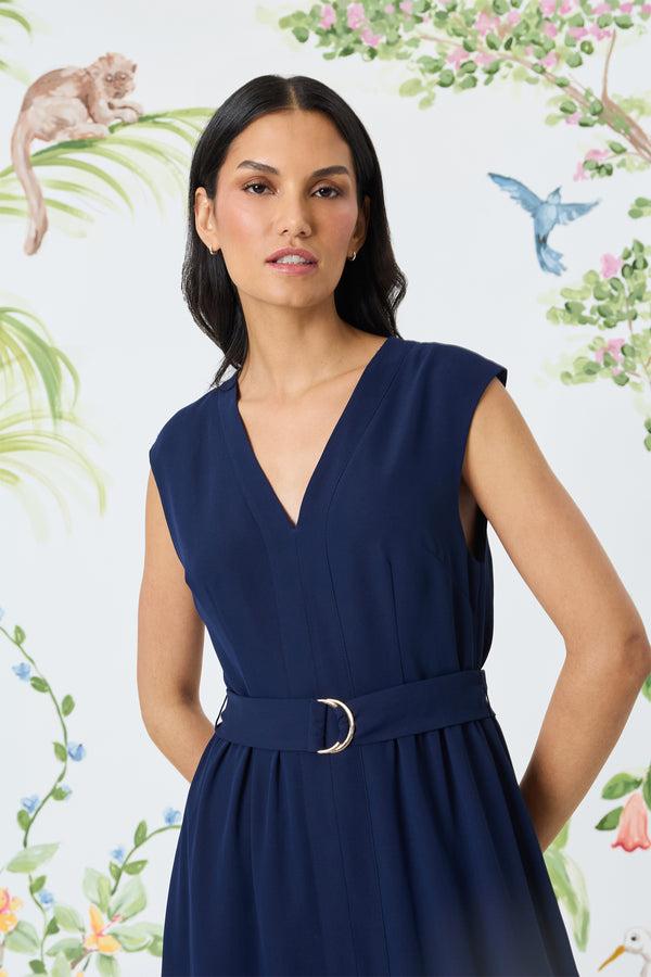 Donna Morgan SLEEVELESS V-NECK BELTED MIDI