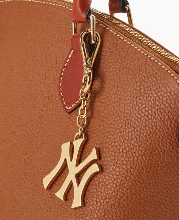 Dooney & Bourke MLB New York Yankees Pendant Key Chain Gold