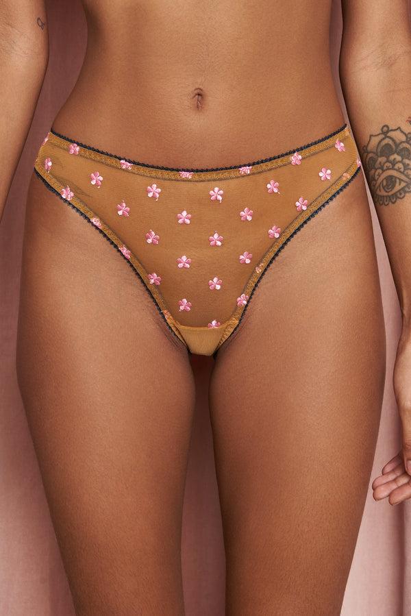 dora larsen Daisy Embroidery Knicker Trio
