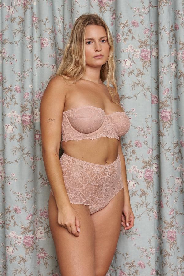 Dora Larsen Noa Graphic Lace High Waist Knicker