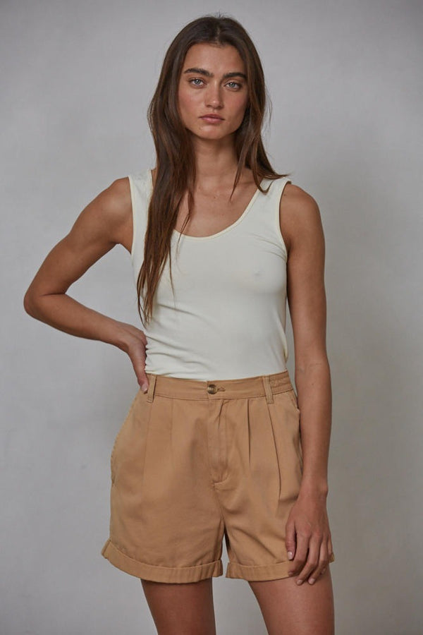 dottir Leigh Shorts in Khaki