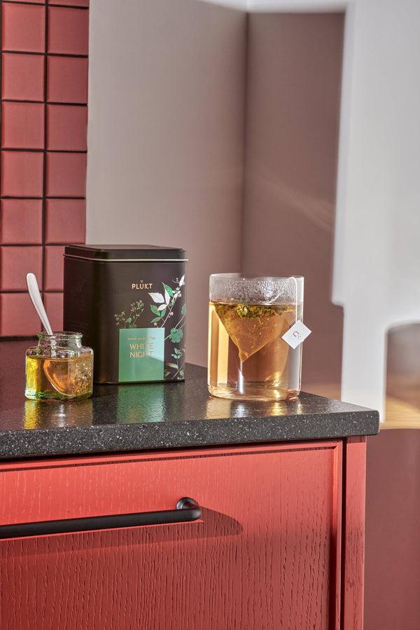 Dottir PLŪKT White Night Organic Herbal Tea
