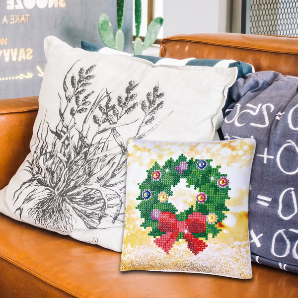 Dotz Diamond Dotz Christmas Wreath Pillow - 7.1" X 7.1"