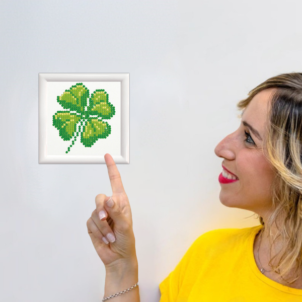 Dotz Diamond Dotz Four Leaf Clover With Frame - 4.0" X 4.0"
