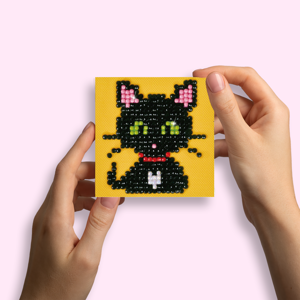 Dotz Diamond Dotz Green Eye Sparkle - 3.0" X 3.0"