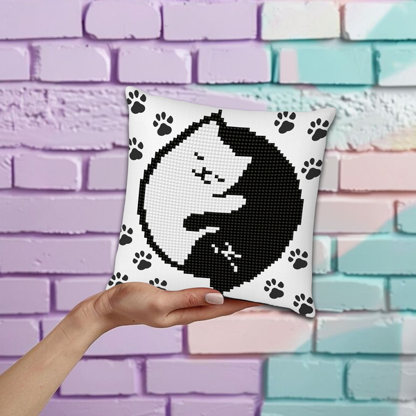 Dotz Diamond Dotz Kitty Glow Mini Pillow - 7.1" X 7.1"