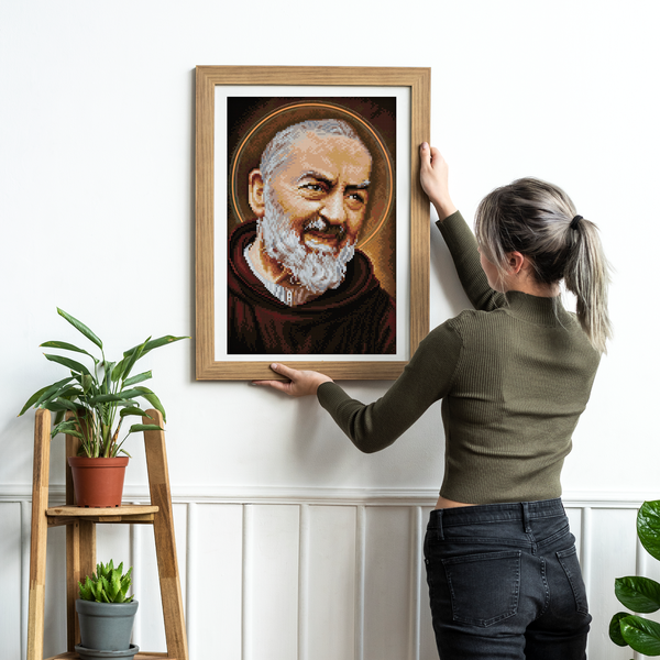 Dotz Diamond Dotz Padre Pio - 12.6" X 18.5"