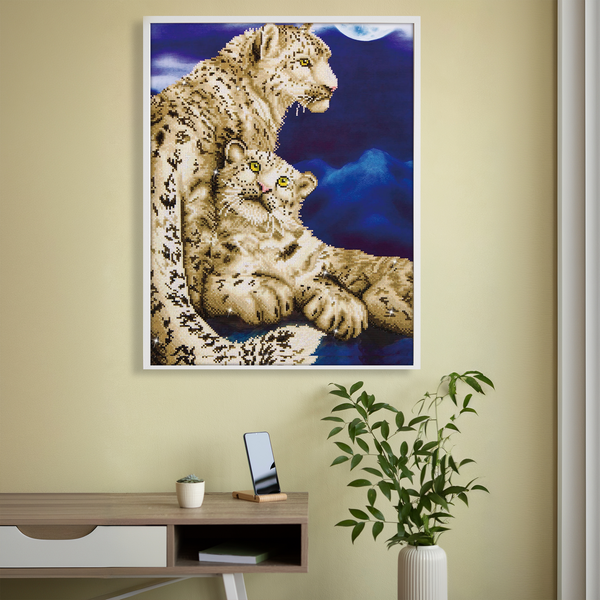 Dotz Diamond Dotz Snow Leopards - 20.5" X 30.3"