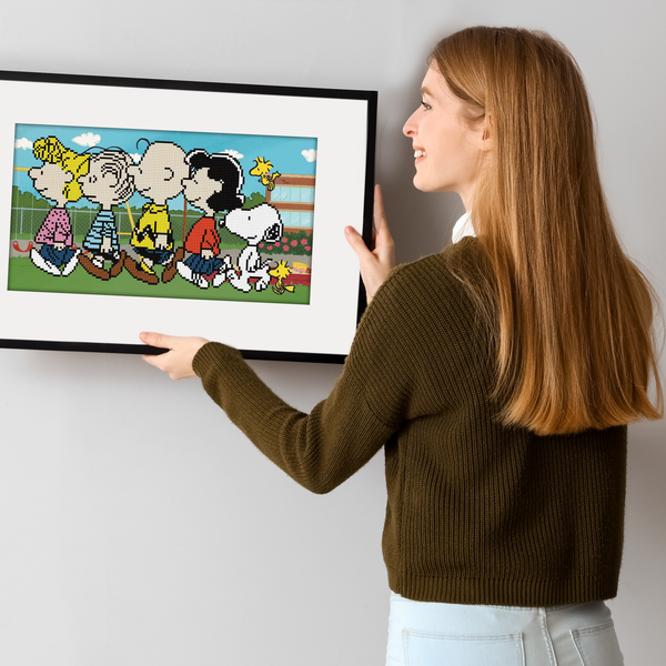 Dotz Diamond Dotz The Peanuts Gang - 18.0" X 10.0"