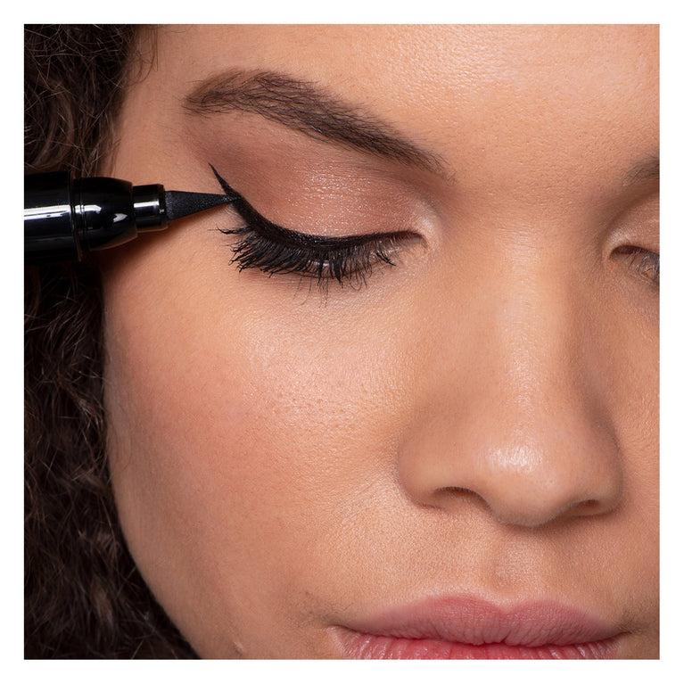 Doucce Bold Control Graphic Marker