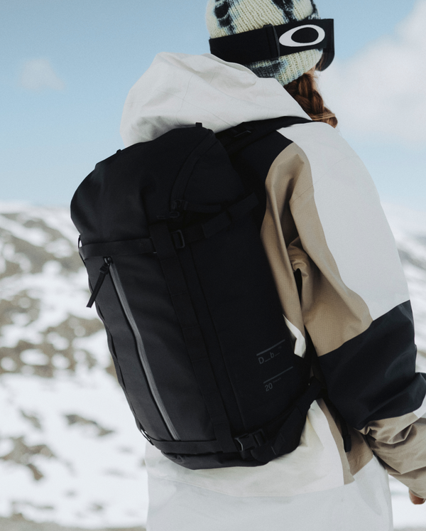 Douchebags Backcountry Backpack 20L Black Out