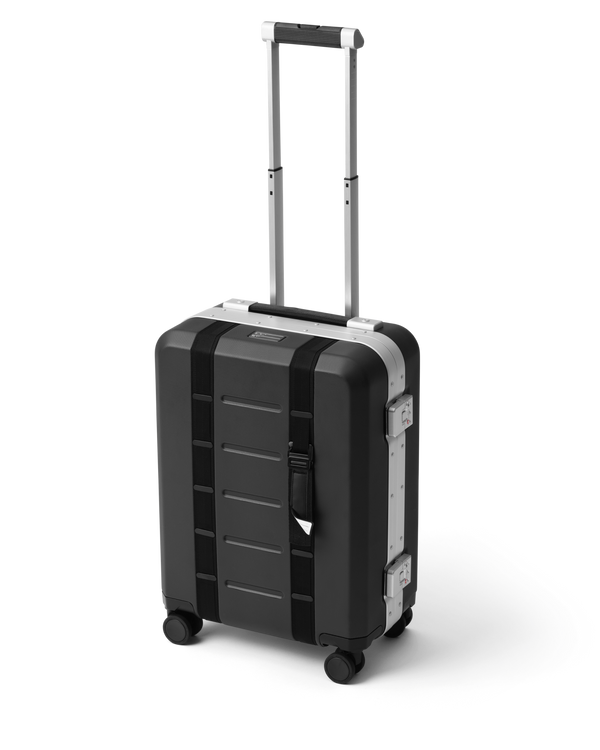 Douchebags Essential Luggage Tag Black Out