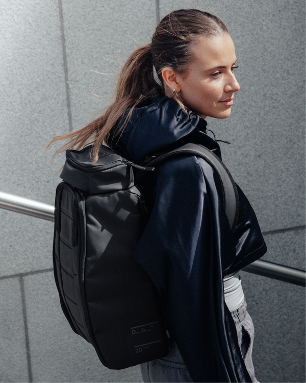 Douchebags Hugger Backpack 20L Black Out