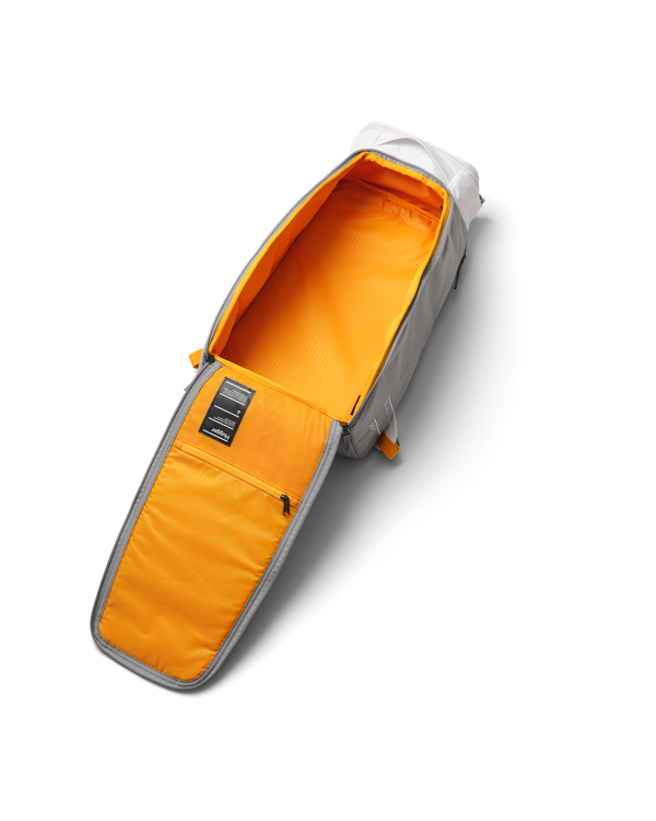 Douchebags Hugger Backpack 25L Concrete Dice