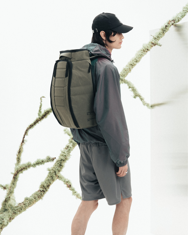 Douchebags Hugger Backpack 25L Forest Green