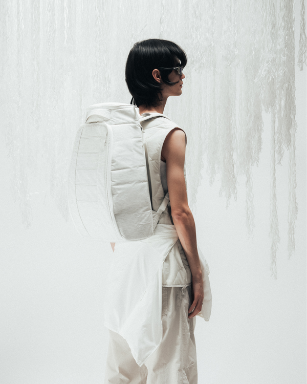 Douchebags Hugger Backpack 30L Clean Slate