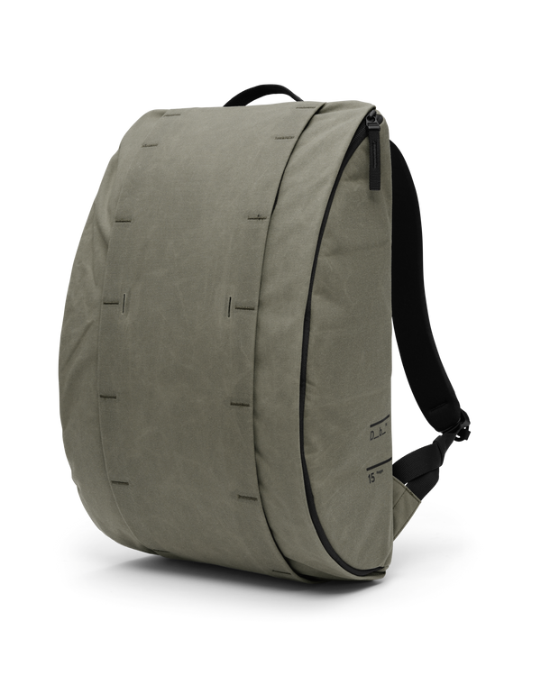 douchebags Hugger Base Backpack 15L Forest Green
