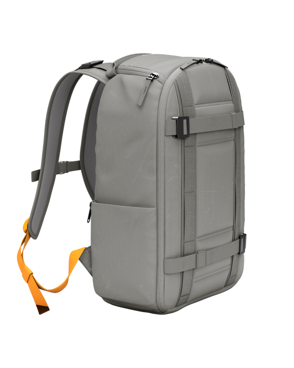 Douchebags Ramverk Backpack 21L Sand Grey