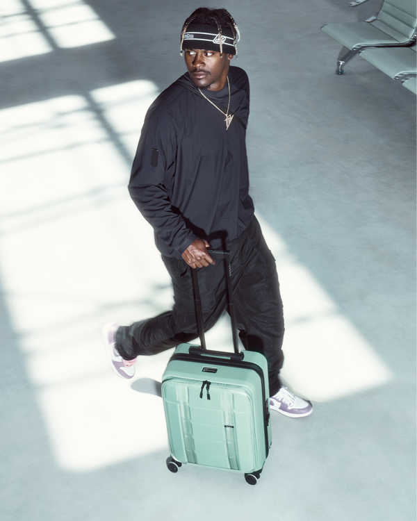 Douchebags Ramverk Front-access Carry-on Green Ray