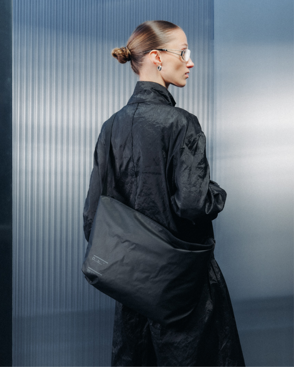 Douchebags Ramverk Pro Sling Bag 20L Black Out