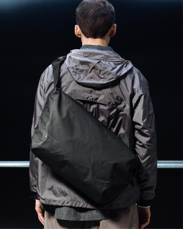 Douchebags Ramverk Pro Sling Bag 24L Black Out