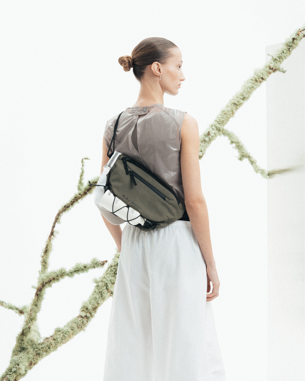 Douchebags Roamer Pro Sling Bag 6L Forest Green