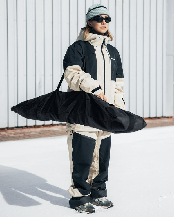 Douchebags Snow Essential Snowboard Bag Black Out