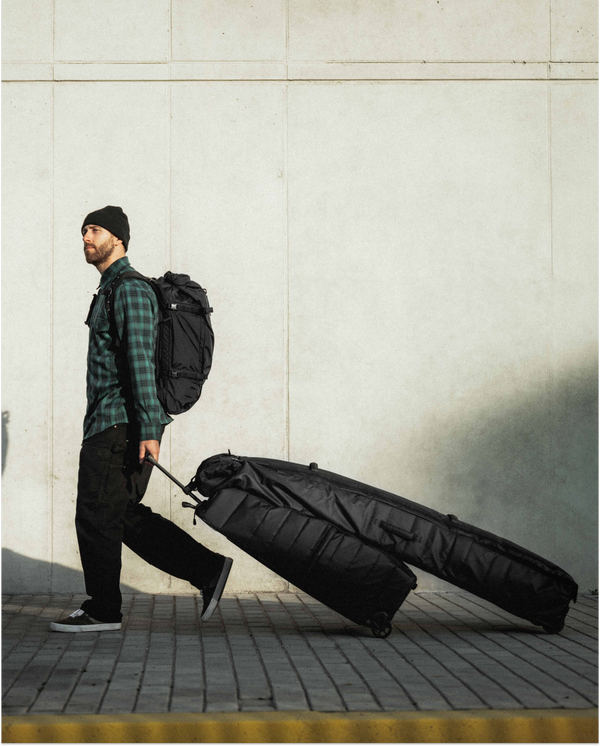 Douchebags Snow Roller Pro 127L Black Out