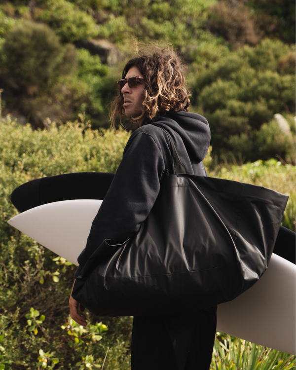 Douchebags Surf Essential Tote 80L Black Out