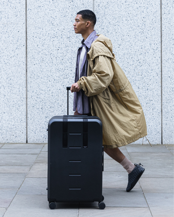 Douchebags Ramverk Check-in Luggage Large Black Out