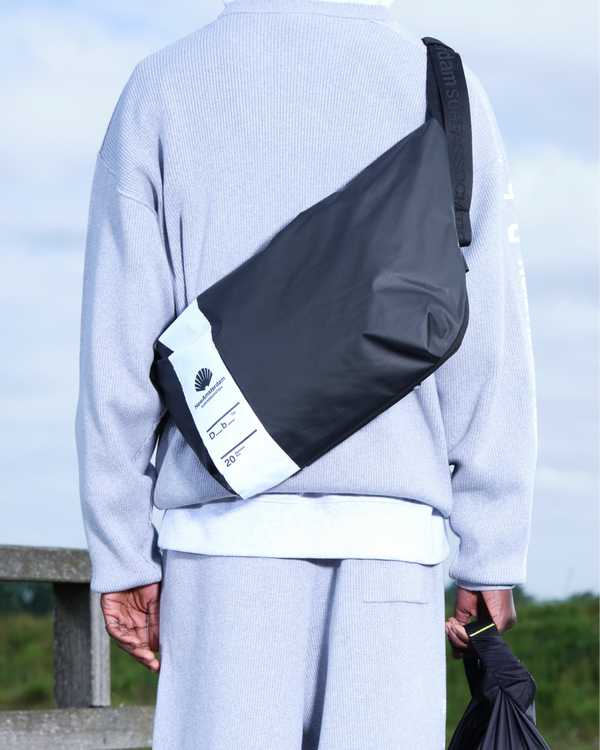 Douchebags Ramverk Pro Sling Bag 20L Db X New Amsterdam Surf Association