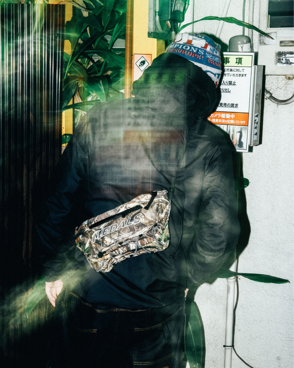 Douchebags Roamer Pro Sling Bag 6L Db X Beyond Medals