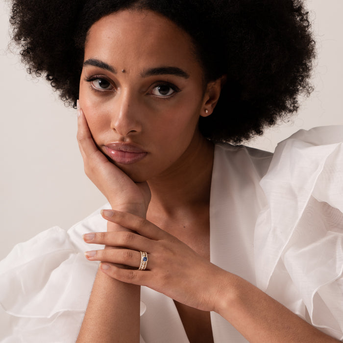 Dower & Hall 14k Gold Bubbles Ring With 5mm Blue Sapphire