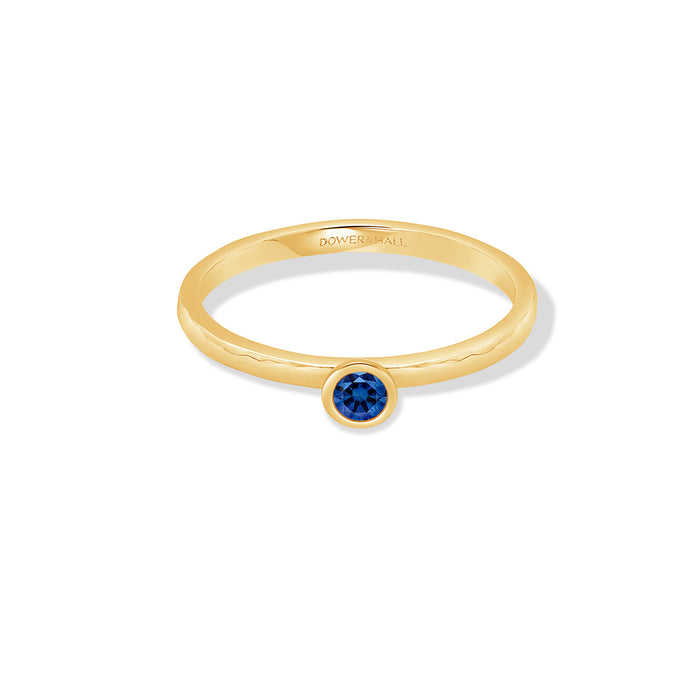 Dower & Hall 14k Hammered Narrative Ring With 3mm Blue Sapphire