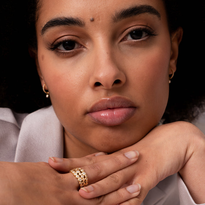 Dower & Hall 18k Gold & Diamond Triple Row Dotty Ring - 1.00CT