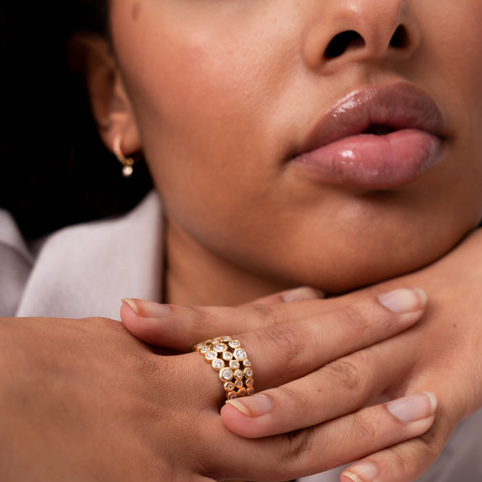 Dower & Hall 18k Gold & Diamond Triple Row Dotty Ring - 1.00CT